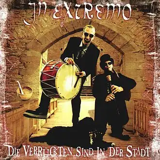 Обложка альбома In Extremo «Die Verrückten sind in der Stadt» (1998)