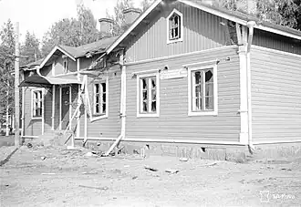 Вокзал после артобстрела 11 июля 1941 года.