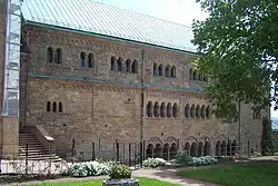 Наружный вид дворца. Западный фасад