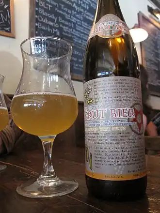 Современное пиво, сваренное по рецепту XIII века