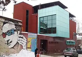 Здание галереи «16thLINE»