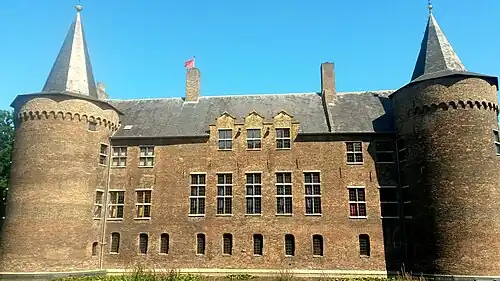 Южный фасад