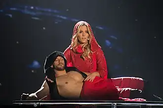 Эдурне исполняет «Amanecer» на репетиции «Евровидения» 20 мая 2015 года