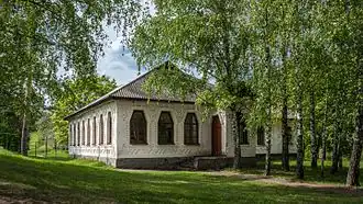 Историческое здание школы 1913 года постройки