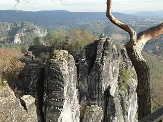 Вид скал, где располагались укрепления