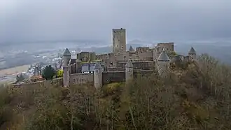 Общий вид замка Нюрбург с северной стороны