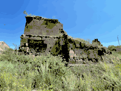 Останки церкви