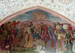 Зал Чехель-сотуна