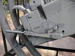 Bofors L60 (зенитное орудие, режимы SAFE, SEMI, AUTO)