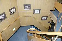 Носовой трап. Видны фотографии советских и российских полярных судов