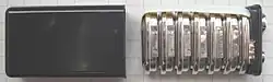 8,4-вольтовая Ni-MH батарея типоразмера 7HR22 («Крона») из 7 последовательно соединённых миниатюрных Ni-MH аккумуляторов по 1,2 В