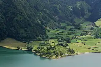 Кальдера используется под сельскохозяйственные нужды