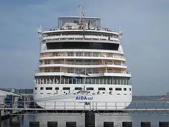 AIDAsol у Балтийского причала (Ostseekai) в Киле