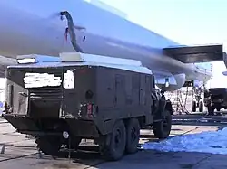 АМК-24 подаёт воздух в СКВ техотсека самолёта Ту-142МК.