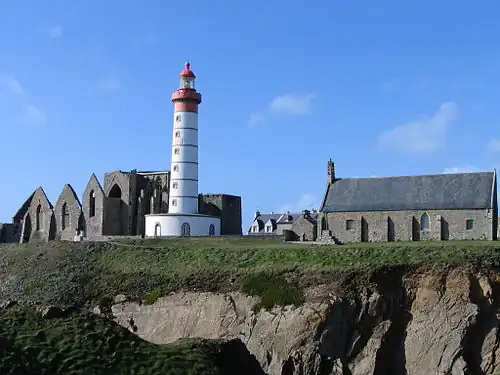 Руины аббатства Святого Матфея