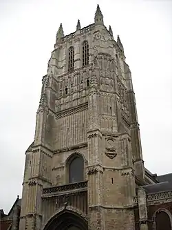 Фасад церкви Святого Петра