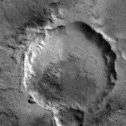 Кратер «Эйри», снятый орбитальной станцией MRO