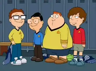 Стив и его друзья показывают свою униформу из «Звёздного пути»