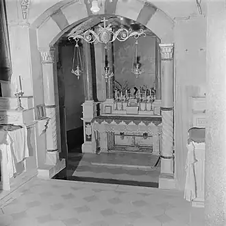 Алтарь в базилике Благовещения рядом с местом, где согласно преданию архангел Гавриил явился Деве Марии