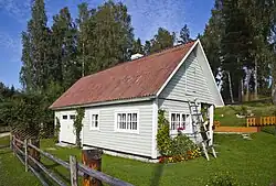 Деревянный жилой дом