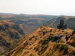 Церковь XI века Ваграмашен на склоне горы Бюракан