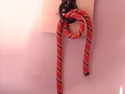 1. Сделать шлаг на опоре.