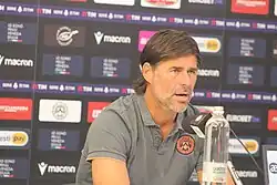 Андреа Соттиль на пресс-конференции во время работы в «Удинезе» (2023)