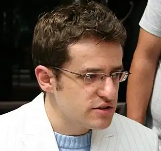 Левон Аронян