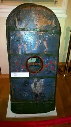 Баргир — спортивный снаряд с изображениями сцены борьбы гюлеш и физических упражнений (XVIII-XIX вв.)