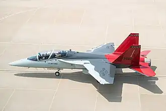 Пилоты-испытатели Boeing проводят рулёжные испытания T-7A Red Hawk