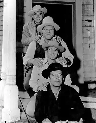 Актёрский состав сериала в 1962 году.