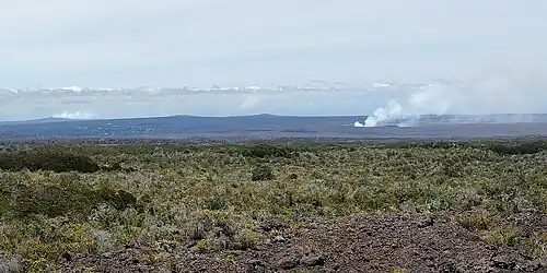 Вид на дымящиеся Пуу-Оо и Халемаумау, 2012
