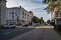 Вид на улицу в сторону проспекта Независимости (в центре снимка дом 12а)