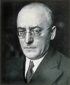 Генрих Брюнинг в 1930 году