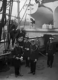 Командир и офицеры корабля во время визита в Гамбург (1923)