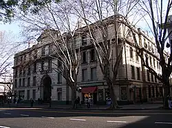 Каса Коллектива Каса Валентин Аспина