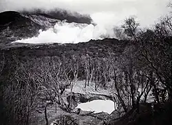 Вулкан в 1924 году