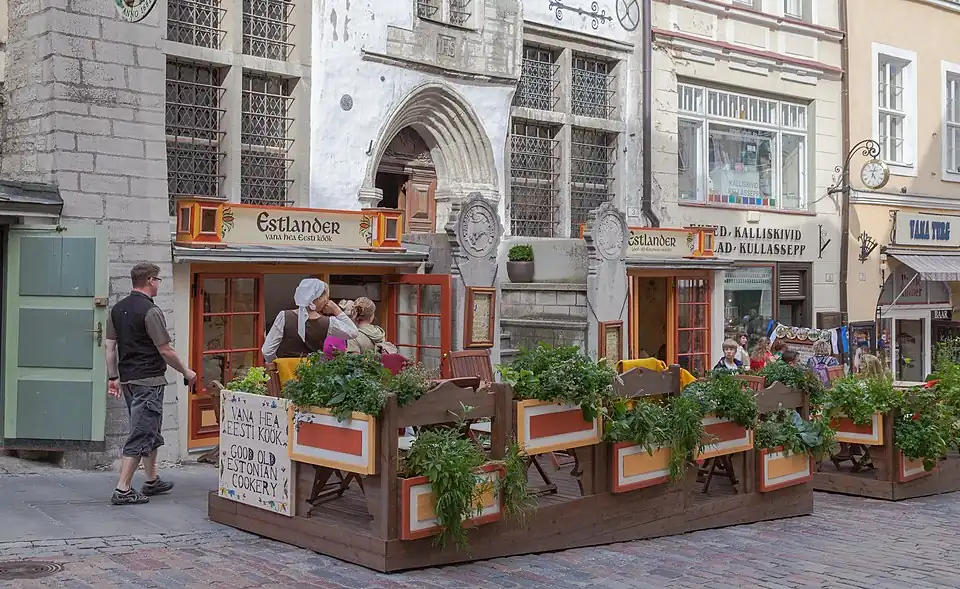 Начало улицы, 2012 год