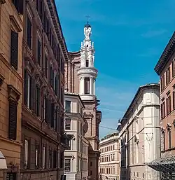 Общий вид кампанилы (колокольни) Борромини