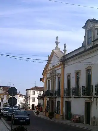 Дом Алмейдаш