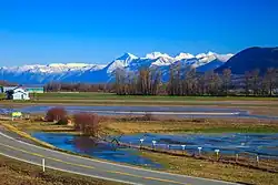 Гора Чим – одна из гор высотой более 2000 м возле Чилливака