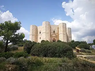 Кастель-дель-Монте императора Фридриха II Гогенштауфена