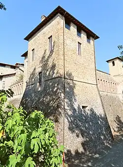 Западная башня