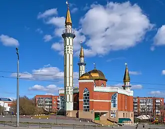 Вид с улицы К. Маркса