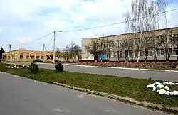 Дом культуры и универсальный магазин