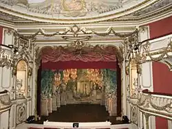 Театр замка Шиме. Единственная из сохранившихся декораций Камбона. 1860–1863