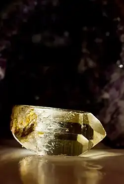 Кристалл цитрина с Берёзовского месторождения (Россия)