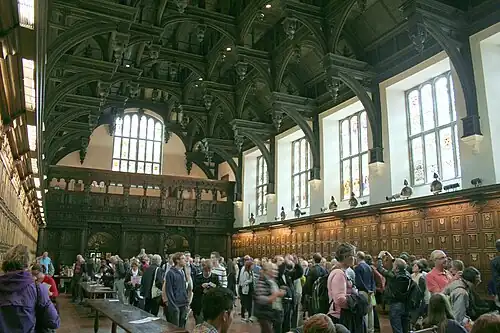 Двойная «молотковая» кровля зала в судебном инне «Мидл-темпл».