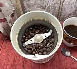 Ножевая кофемолка