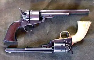 Сверху: Navy 51 .38 Conversion снизу: Colt Open Top 1872